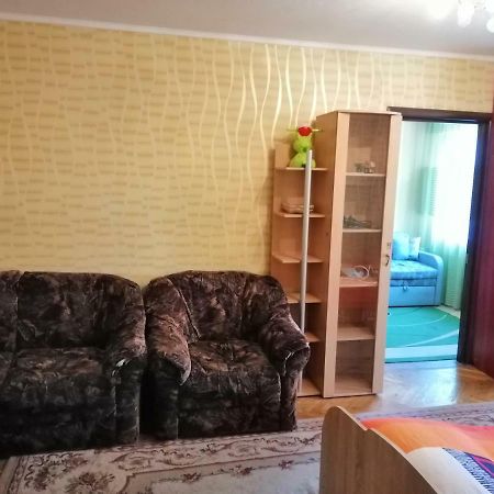 Apartments On Dontsya, 12 キエフ エクステリア 写真